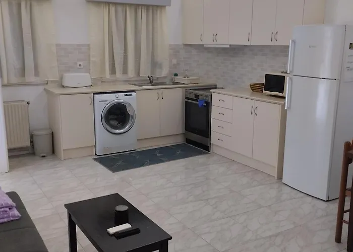 Leros Lakki Entire Unit, Host Kathy アパート